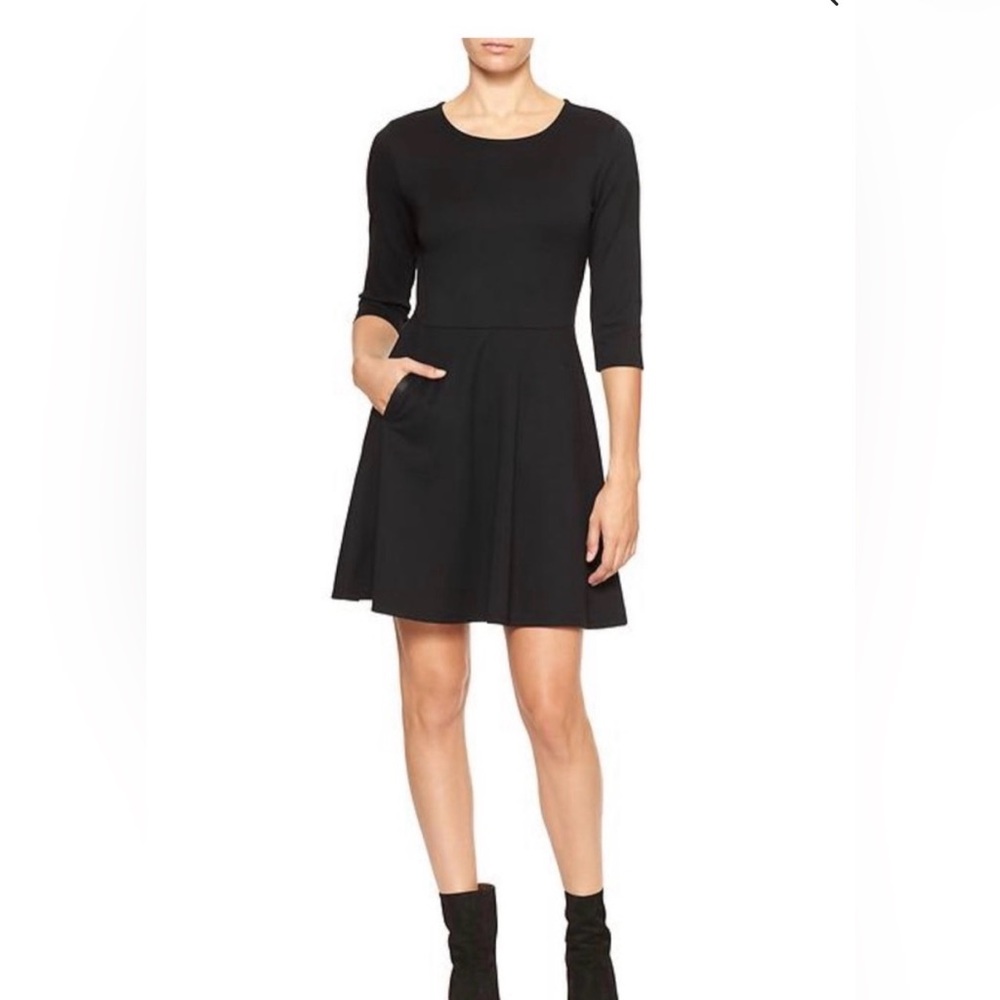 GAP Black Long Sleeve Dress
